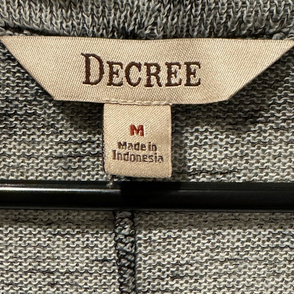 Decree M Gray Striped Cardigan Sweater - Picture 5 of 6